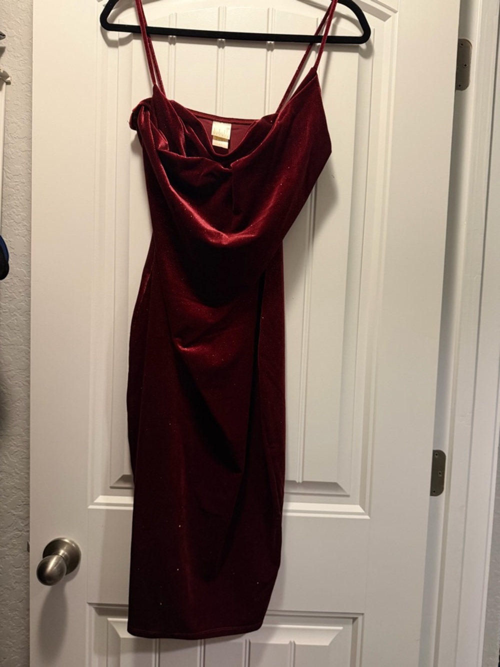 Elegant Burgundy Slip Midi Dress with Cowl Neck
